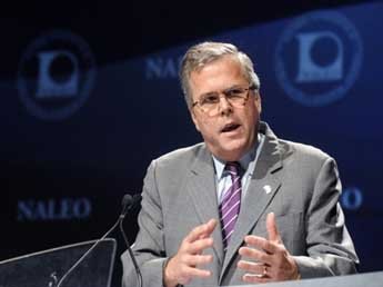 Брат Буша по ошибке загрузил в Сеть личные данные 12 тысяч избирателей