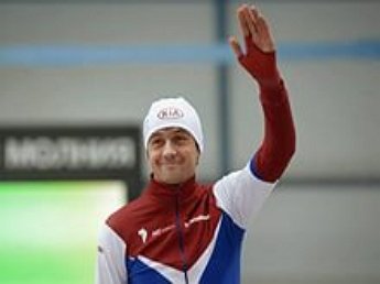 Российский конькобежец Юсков защитил титул чемпиона мира