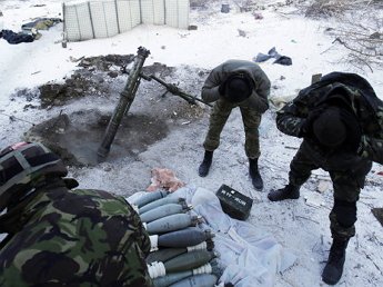 ВС Украины открыли огонь по беженцам из Дебальцево