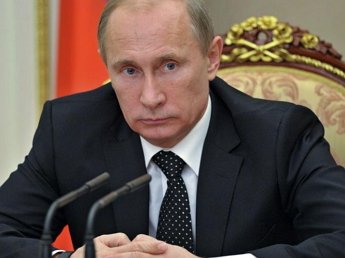 СМИ поймали Путина на подсказках от Набиуллиной во время форума в Москве