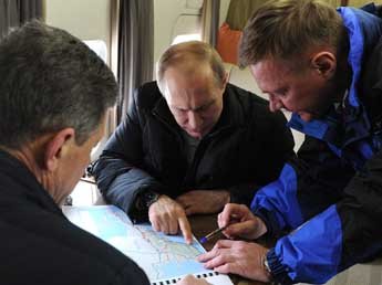 Путин пообещал "повесить" за срыв сроков сдачи моста в Крым