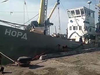Рыбаков с захваченного на Украине 