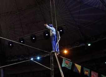 В Московском цирке во время выступления разбился акробат 