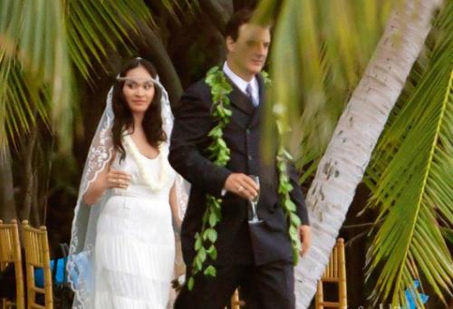 Свадьба прошла 6 апреля 2012, и была тихой и невероятно романтичной. Церемония бракосочетания проходила на острове Мауи, а в качестве гостей были приглашены только самые близкие влюбленных – всего 10 человек. Четырехлетний сын Криса Нота и Тары Орион Кристофер выполнял важную роль на свадебном торжестве – он стал хранителем кольца.