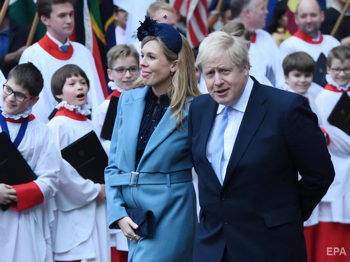 Премьер-министр Великобритании назвал новорожденного сына в честь спасших его врачей