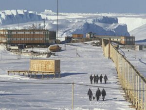 Произошел пожар на станции Мирный