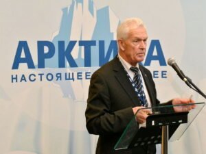 Президента Арктической академии наук обвинили в госизмене