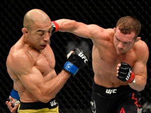 Петр Ян стал чемпионом UFC, победив в бою Жозе Альдо