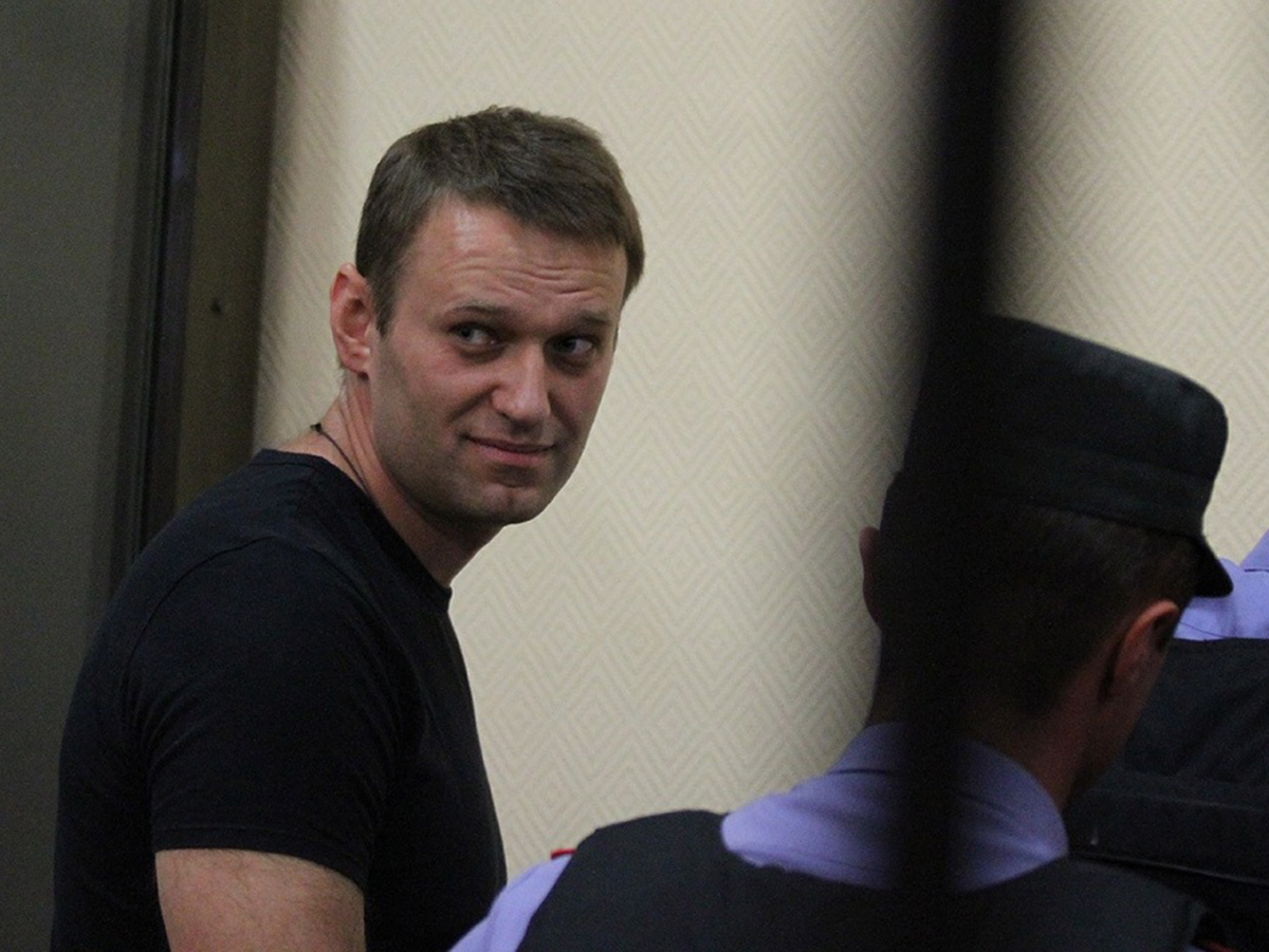На квартиру и счета Навального наложен арест