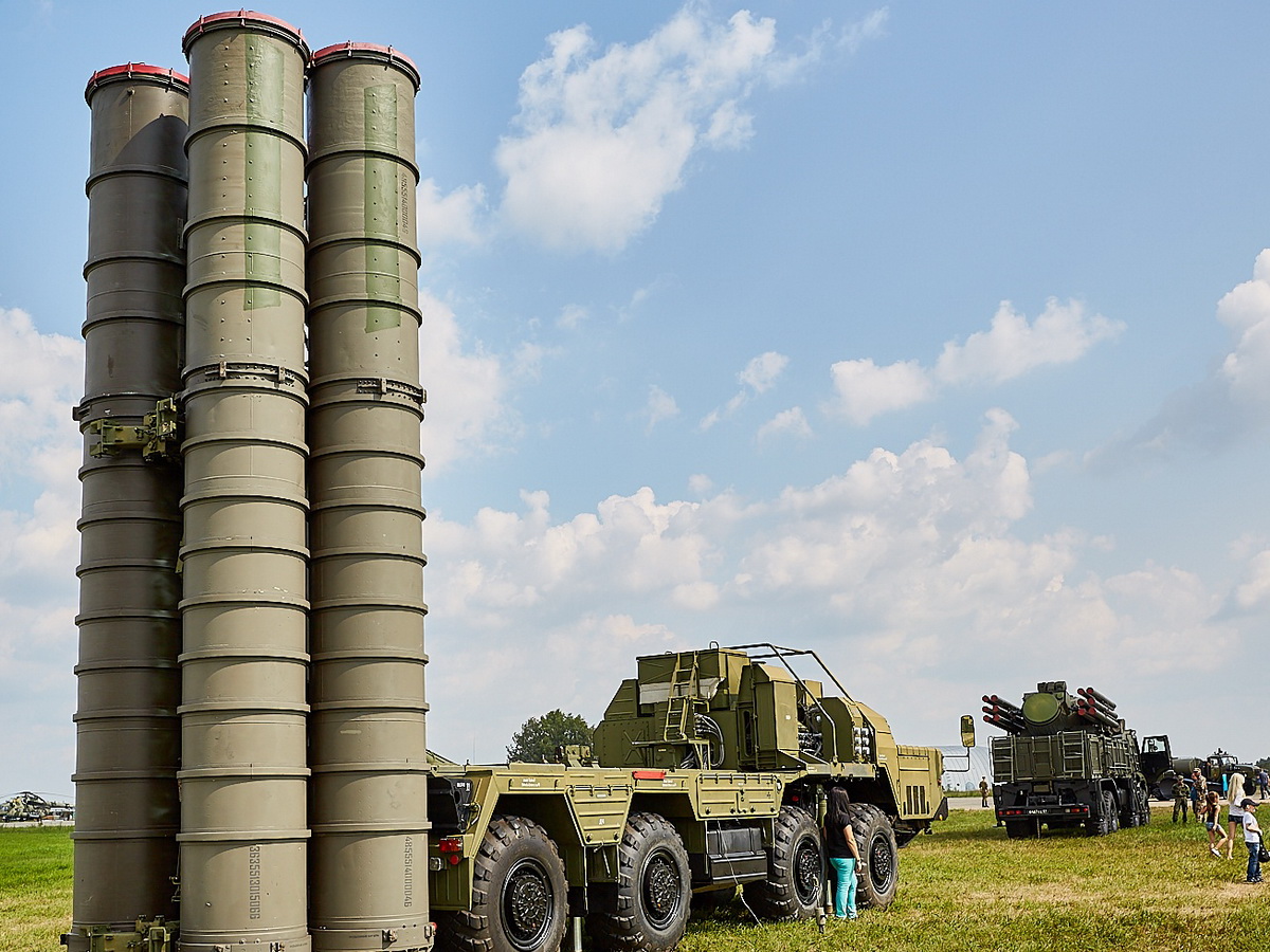 S 400 12. C400 Триумф. С-400 Триумф. ЗРС С-400. С400 ПВО.