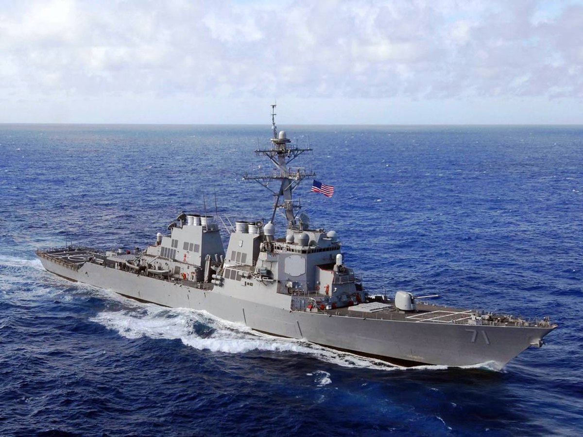 Американский ракетоносец “USS Ross” с “Томагавками” вторгся в территориальные воды РФ около Калининграда