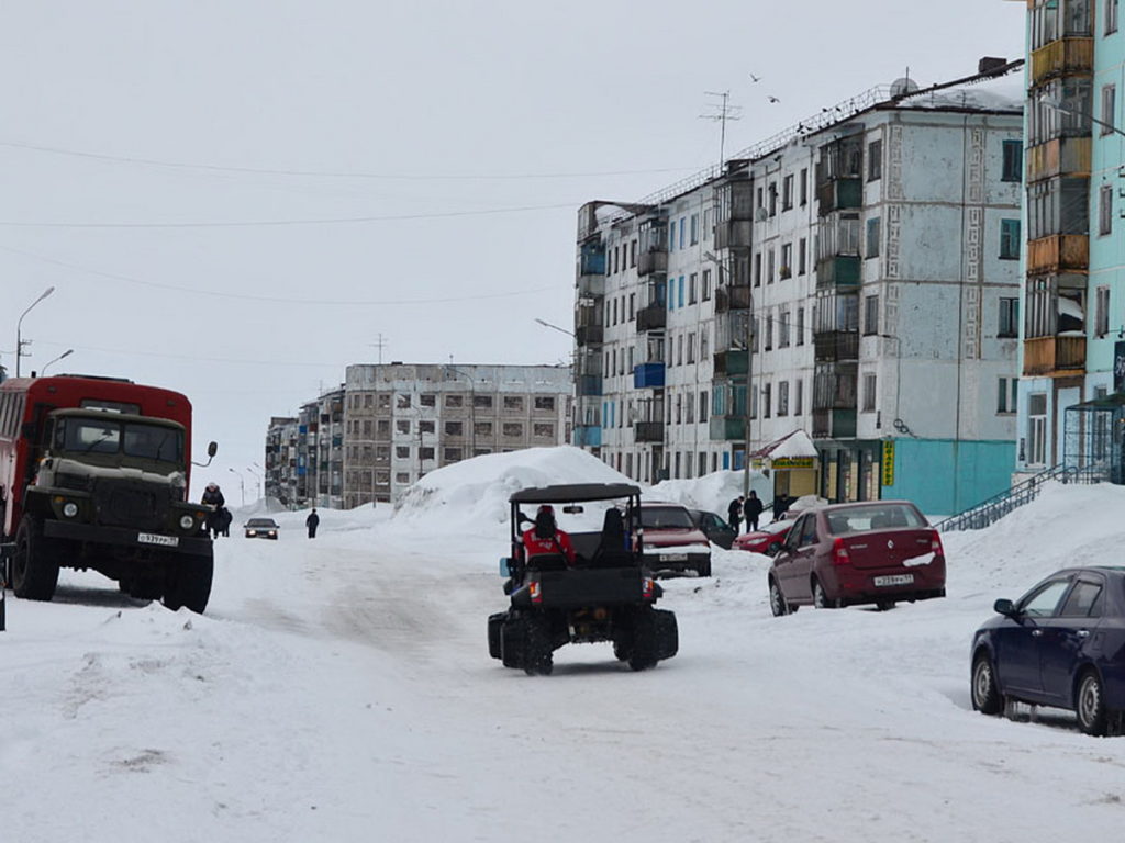 Жители Воркуты раздают свои квартиры с доплатой - TOPNews.RU