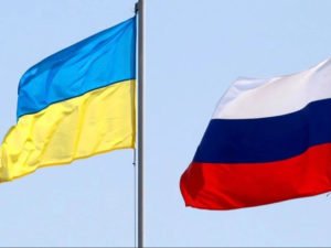 Украина разорвала дипломатические отношения с Россией