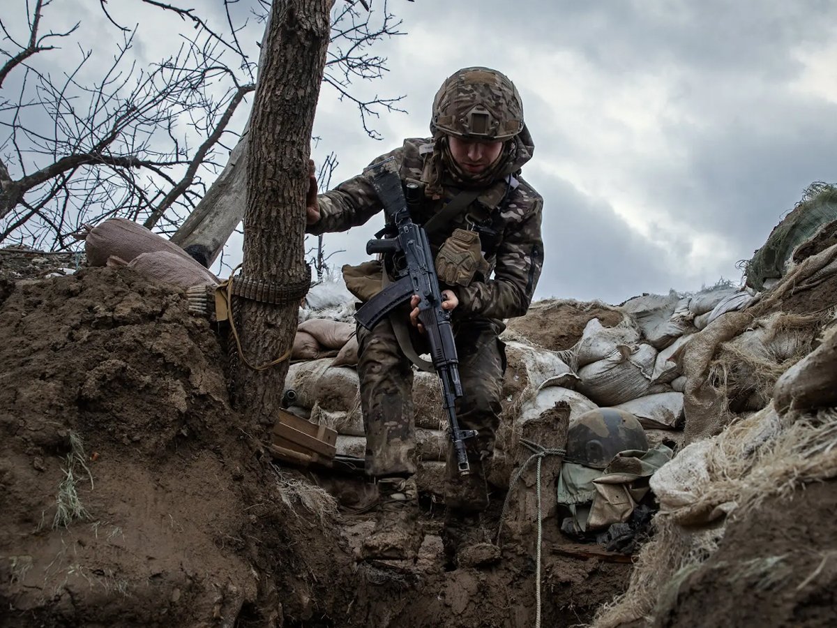 Штурм украинских окопов