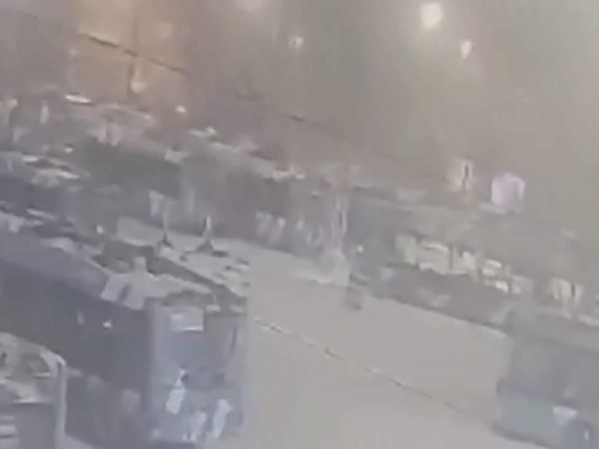 Опубликовано видео падения беспилотника в Санкт-Петербурге