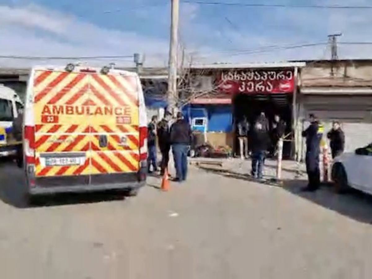 В Грузии на рынке мужчина открыл стрельбу по родственникам: 4 человека погибли