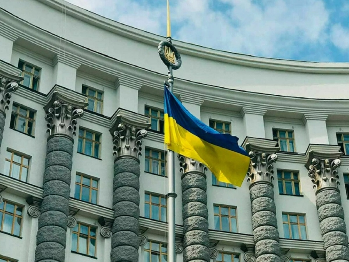 The Times: Украина продается «по кусочкам», закрывая дыру в бюджете