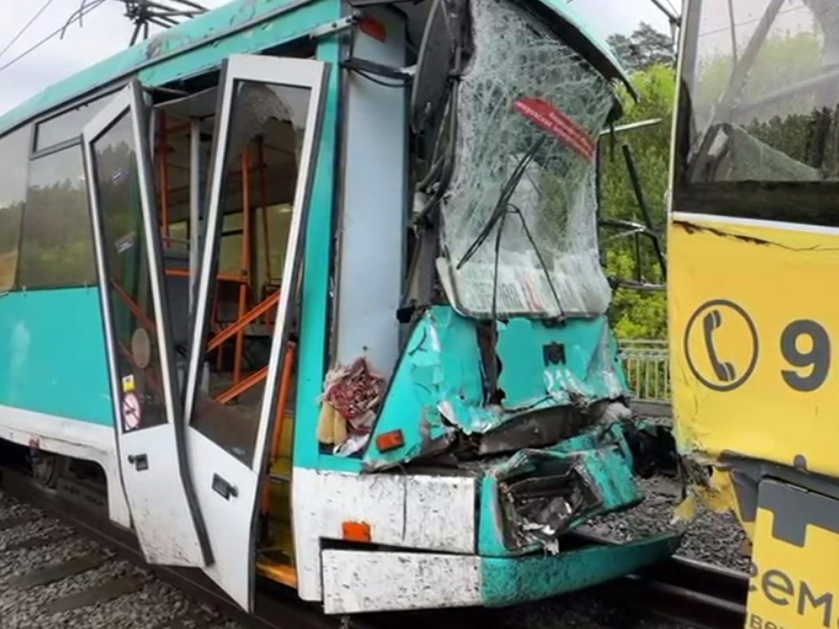 Более 50 человек пострадали в аварии с бешеным трамваем в Кемерово