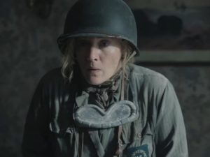 Кейт Уинслет отправляется на войну в трейлере «Ли»