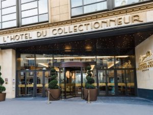 Персонал отеля в Париже устроил забастовку перед открытием Олимпиады