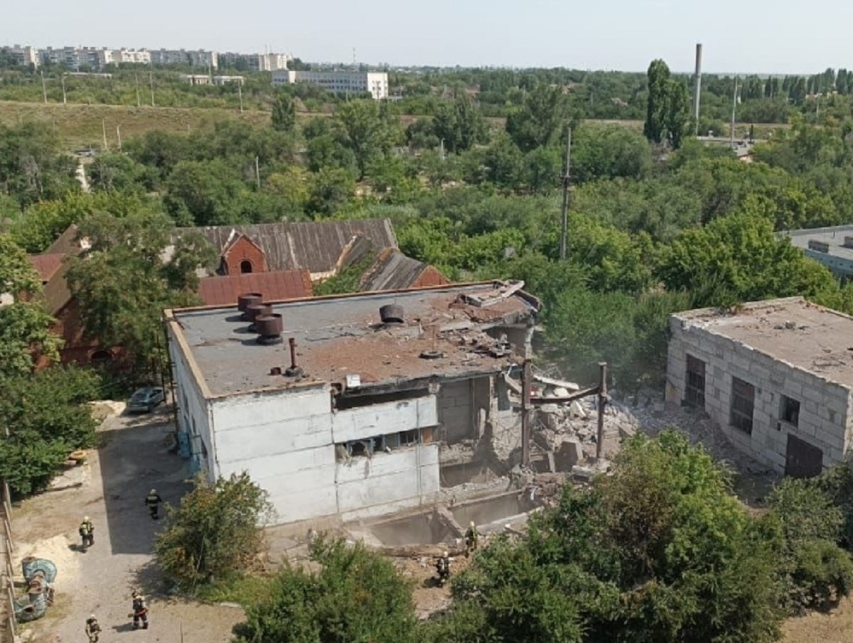 Мощный взрыв на насосной станции в Волгограде: есть погибшие