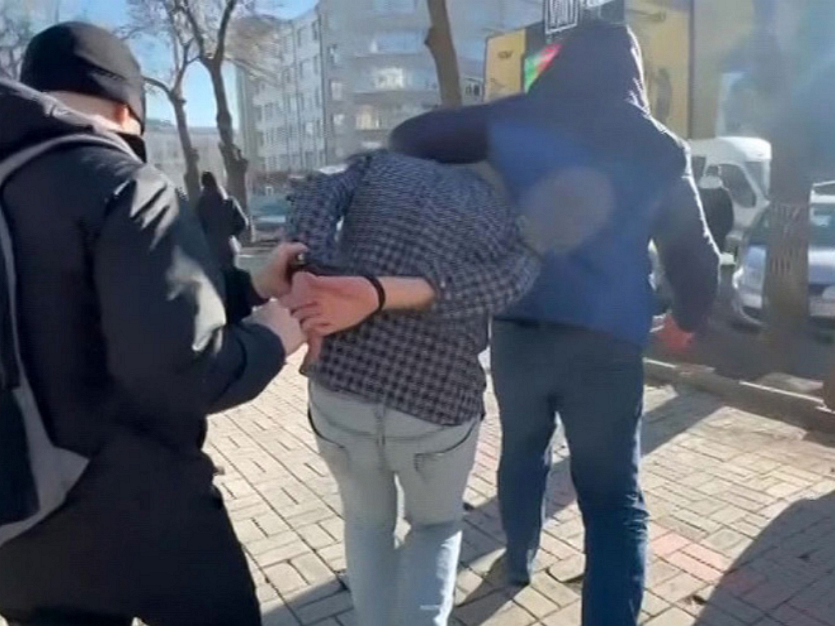 Опубликовано видео задержания журналиста Гершковича и шпиона Уилана