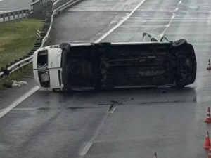 В подмосковном Ступино перевернулся автобус с 15 пассажирами