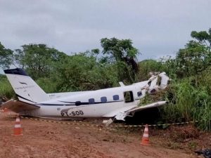 Крушение самолета в Бразилии попало на видео: на борту 62 человека