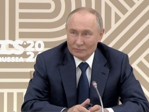 Путин высказался о возможном создании Украиной ЯО и ордере МУС на свой арест